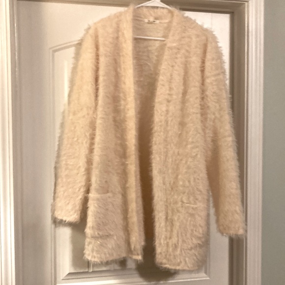maunces Sweaters - Cream fuzzy , Cosy cardigan open sweater